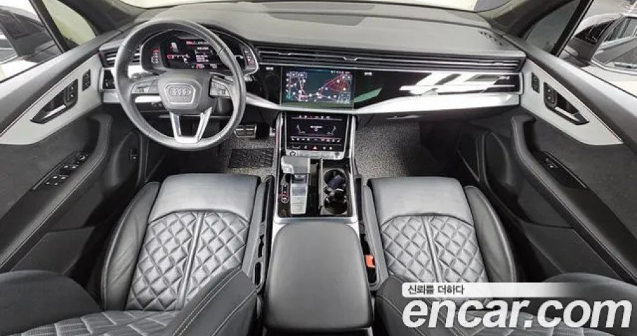 Audi Q7 