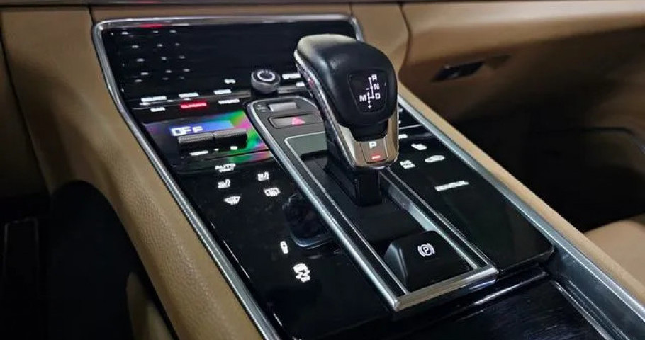 Porsche Panamera 