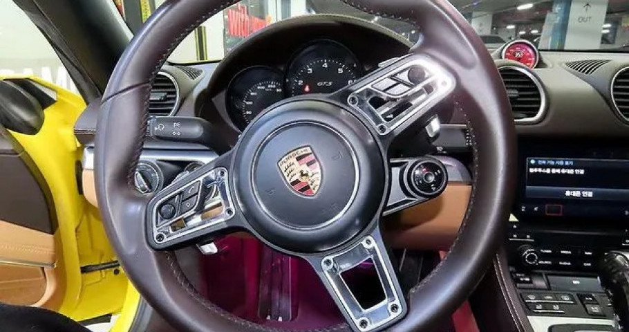 Porsche 718 