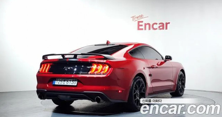 Ford Mustang 