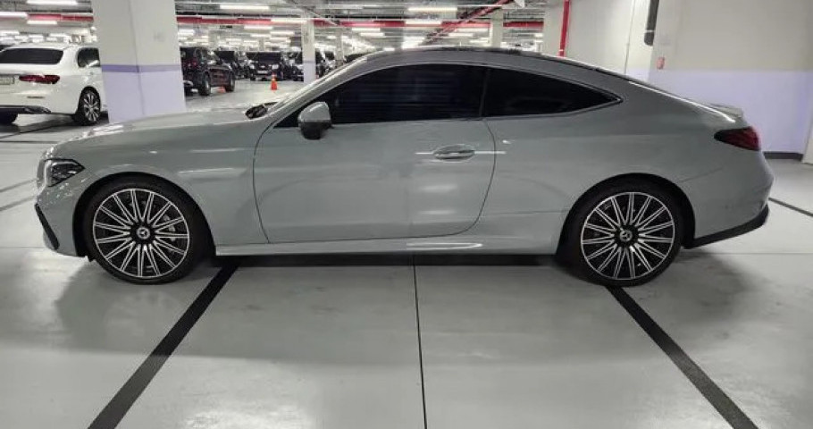 Mercedes-Benz Cle-Class 