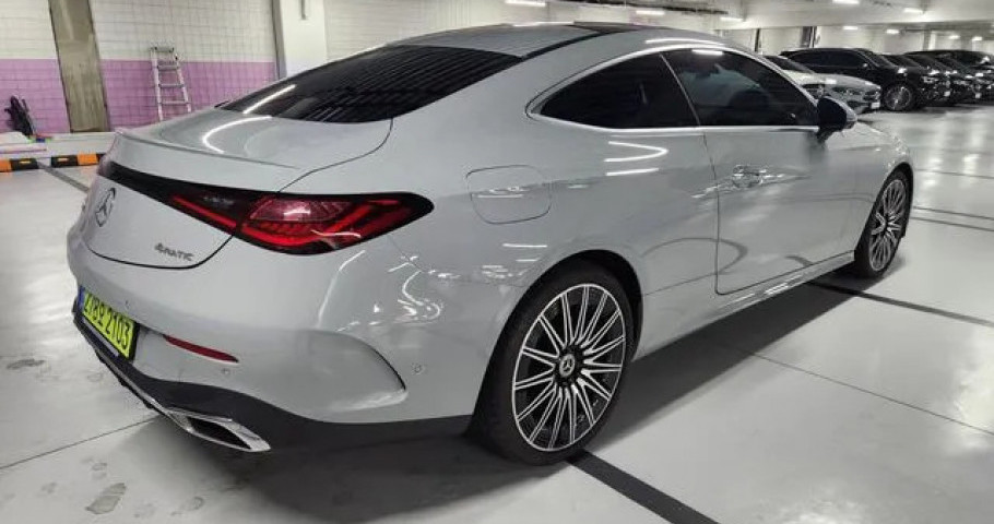 Mercedes-Benz Cle-Class 