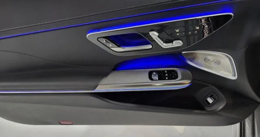 Mercedes-Benz Cle-Class 