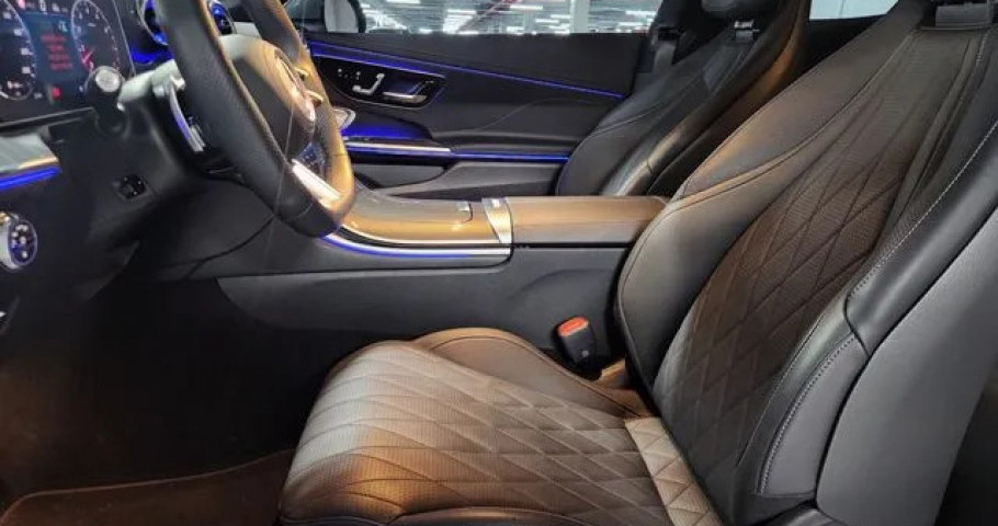 Mercedes-Benz Cle-Class 