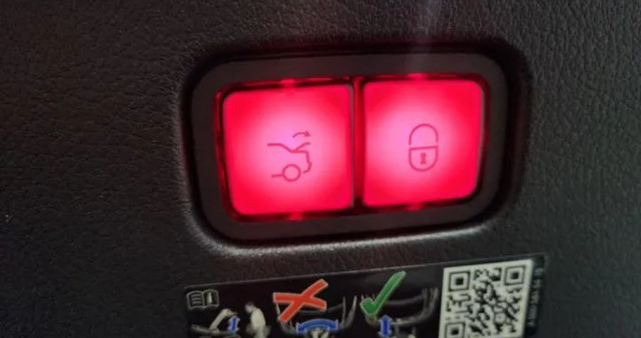 Mercedes-Benz Cle-Class 