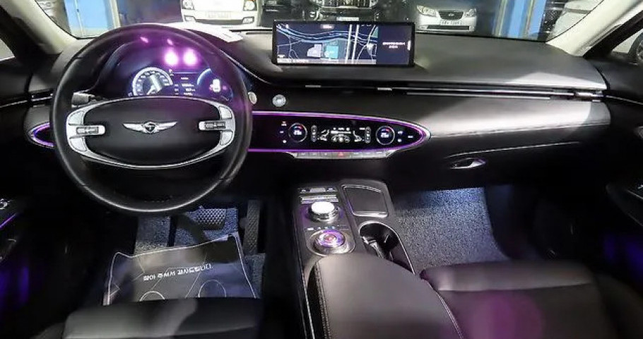 Genesis Gv70 