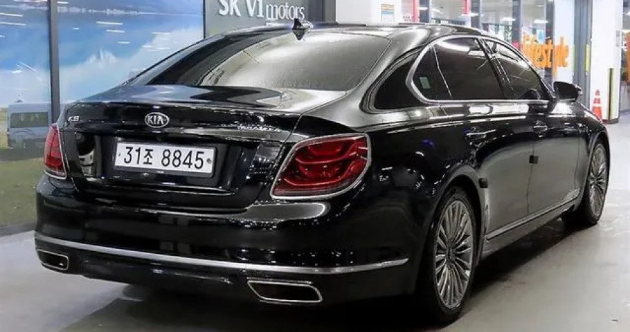 Kia K9 