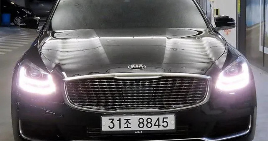 Kia K9 