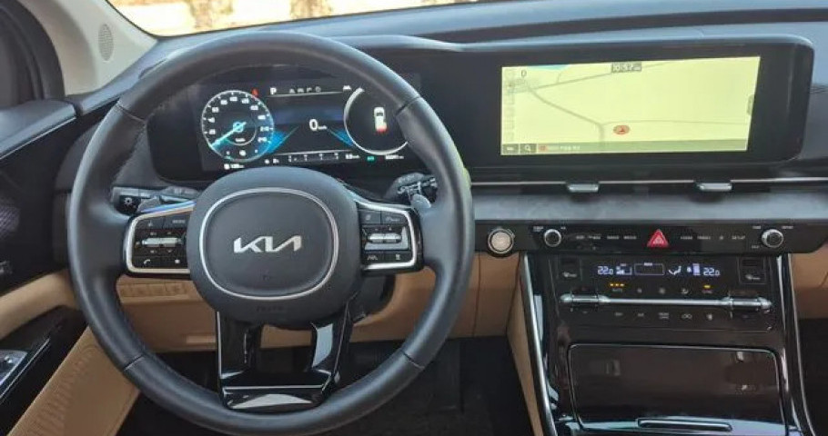 Kia Carnival 
