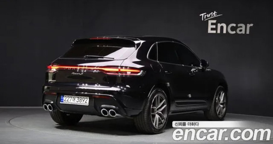 Porsche Macan 