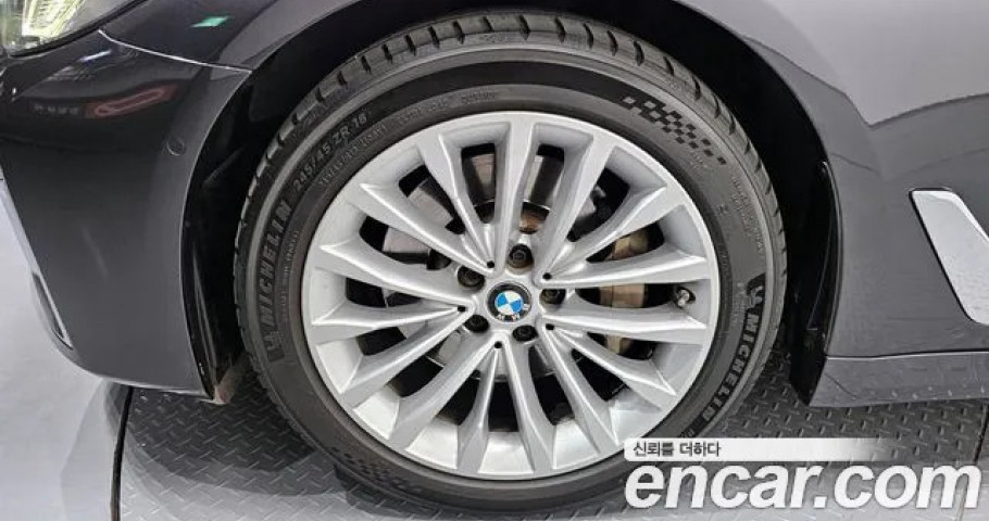 Bmw 5-Series 