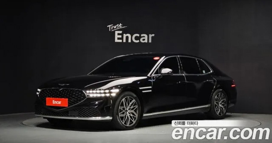 Genesis G90 