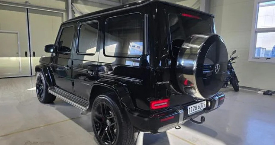 Mercedes-Benz G-Class 