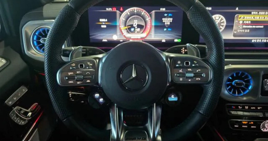 Mercedes-Benz G-Class 