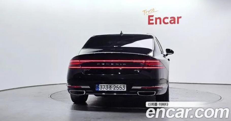 Genesis G90 