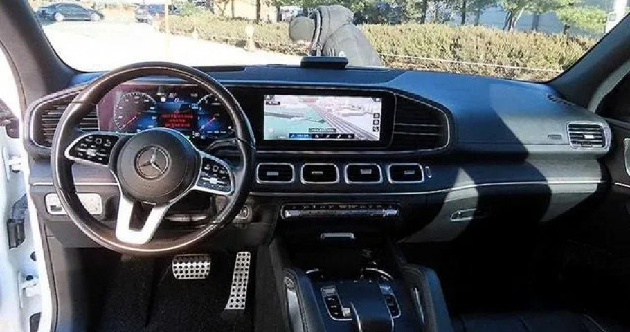 Mercedes-Benz Gls-Class 