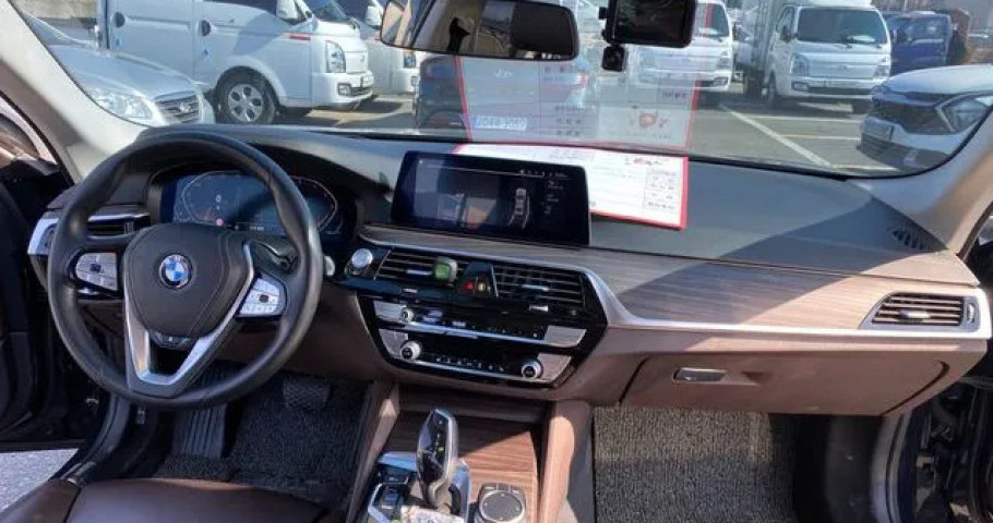 Bmw 5-Series 