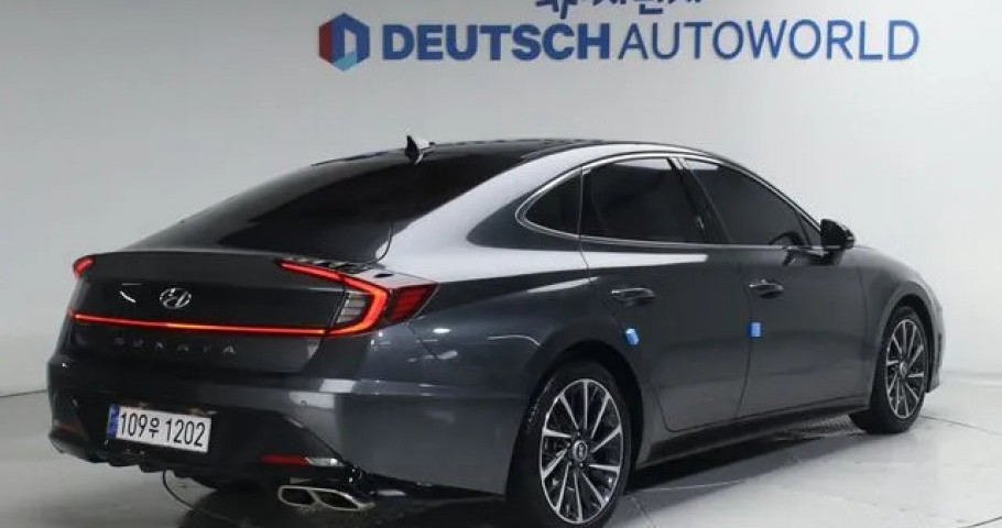 Hyundai Sonata 