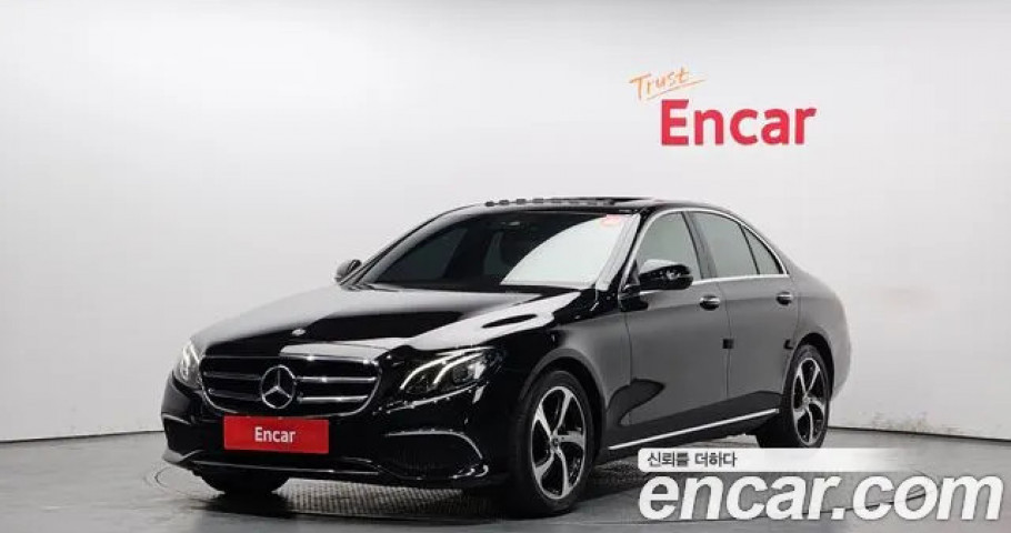 Mercedes-Benz E-Class 