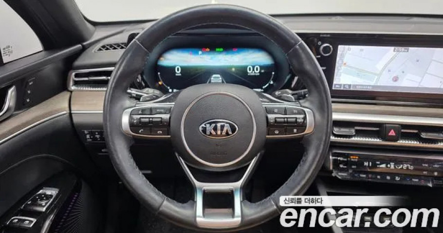 Kia K5 