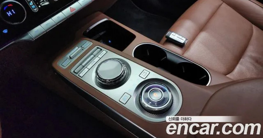 Genesis Gv70 