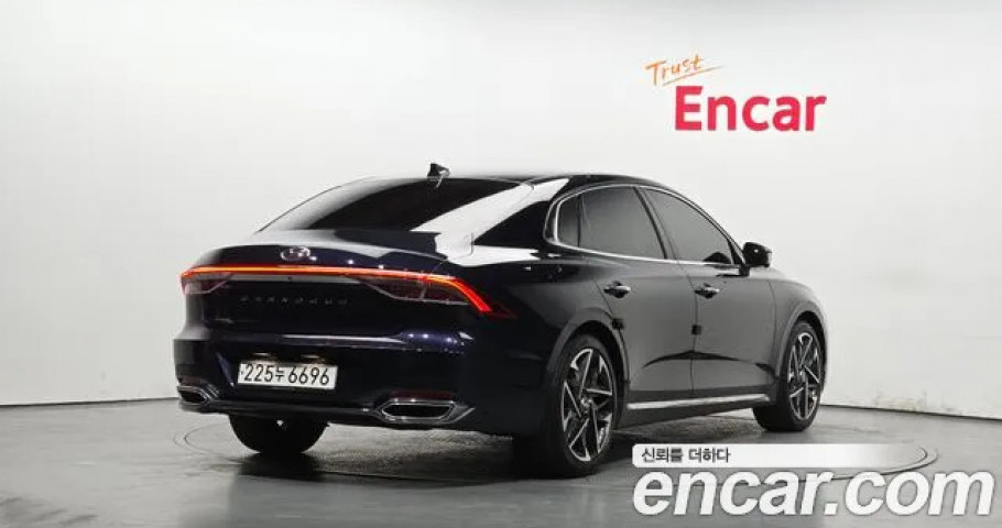 Hyundai Grandeur 