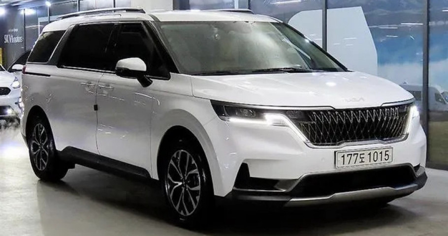 Kia Carnival 