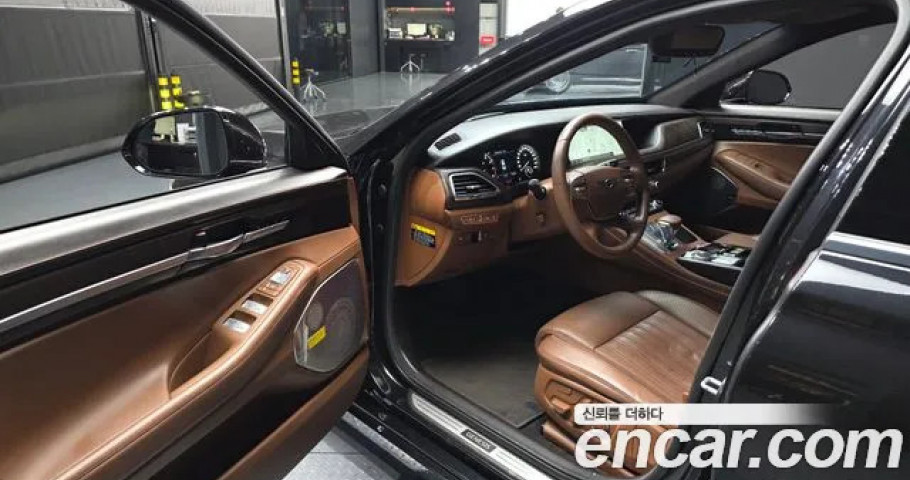 Genesis G90 