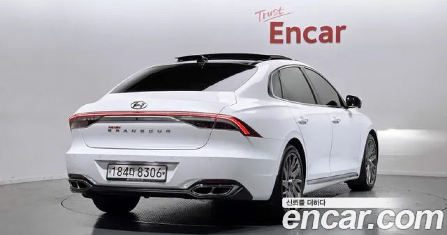 Hyundai Grandeur 