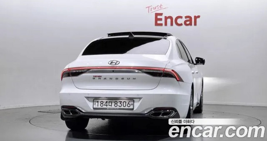 Hyundai Grandeur 