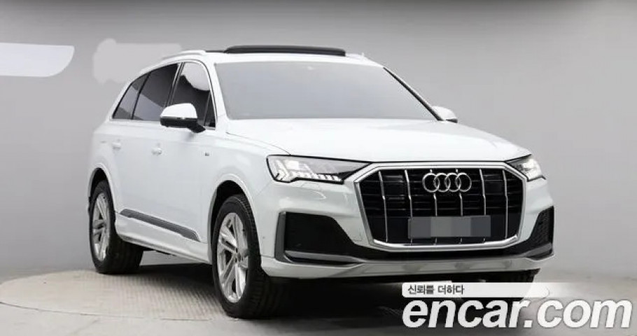 Audi Q7 