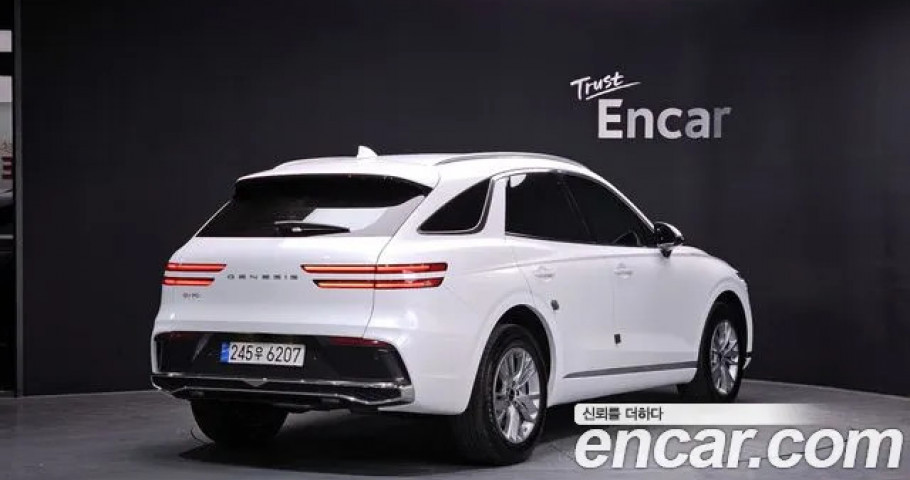 Genesis Gv70 
