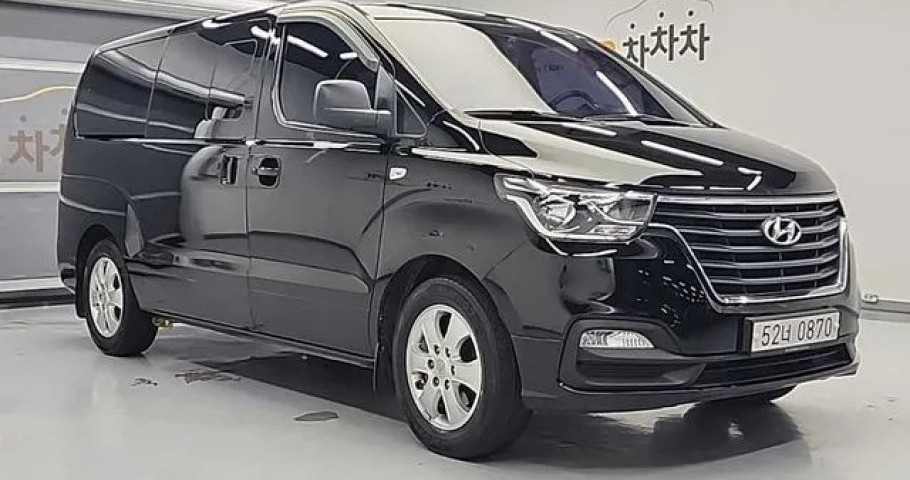 Hyundai Starex 