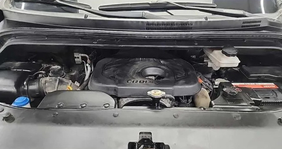 Hyundai Starex 