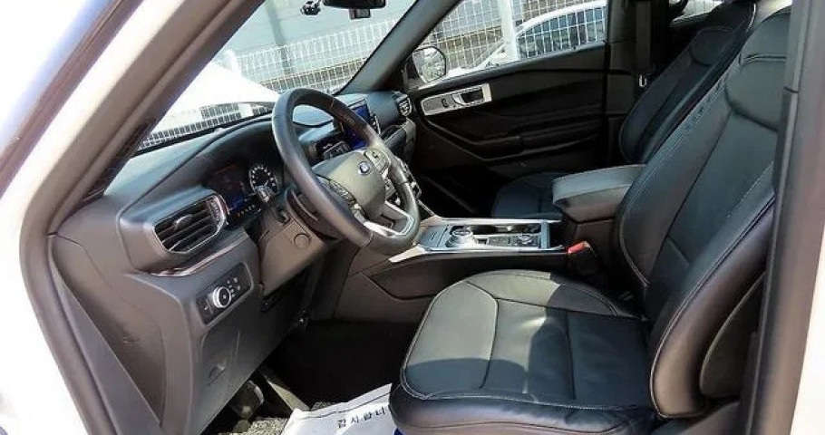 Ford Explorer 