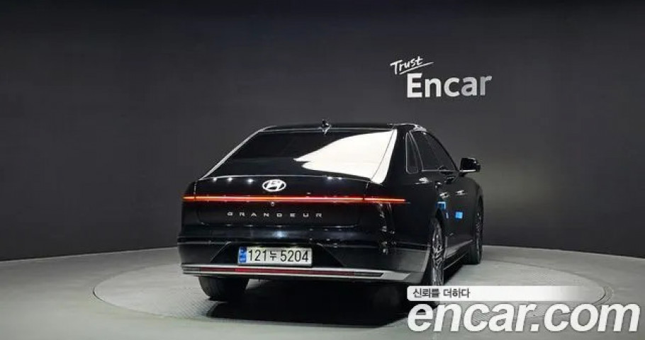 Hyundai Grandeur 