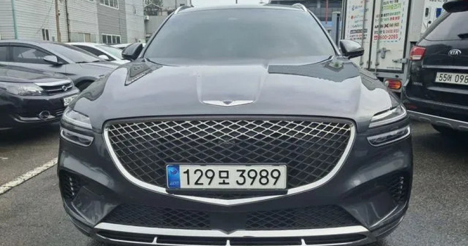 Genesis Gv70 