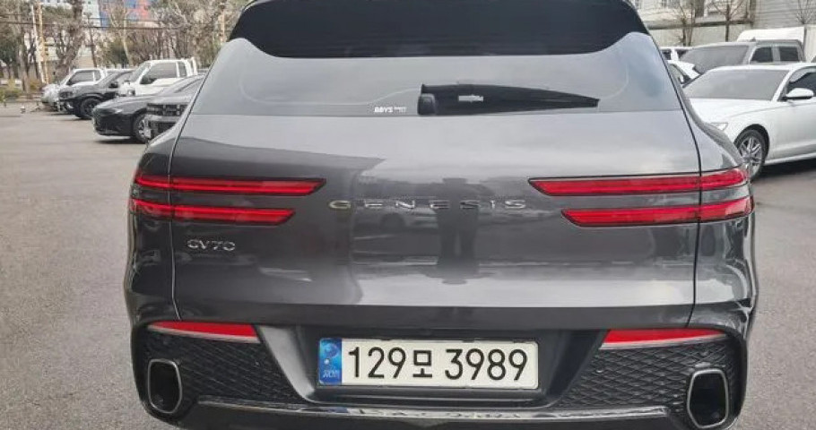 Genesis Gv70 