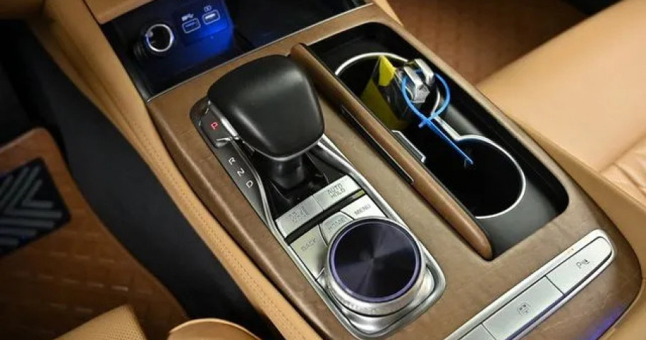 Kia K9 