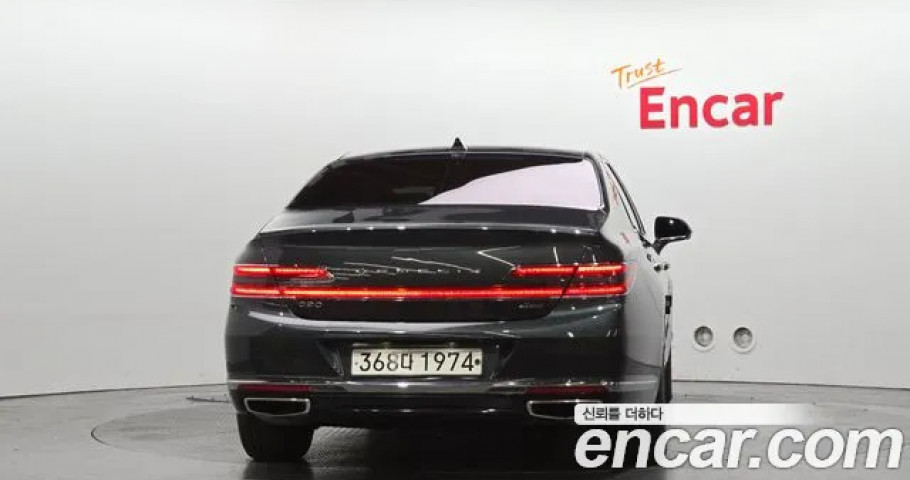 Genesis G90 