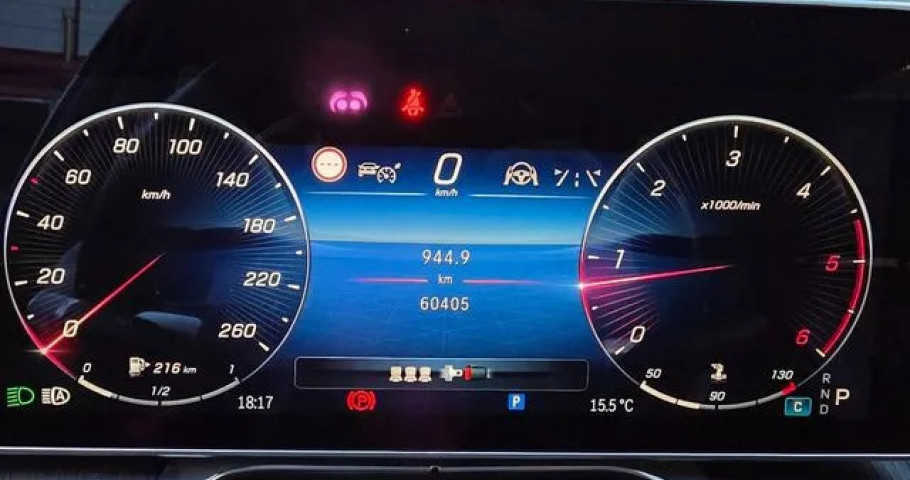 Mercedes-Benz S-Class 