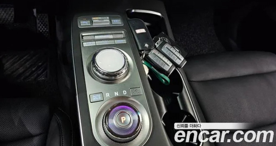 Genesis Gv70 