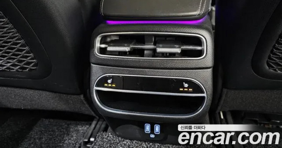 Genesis Gv70 