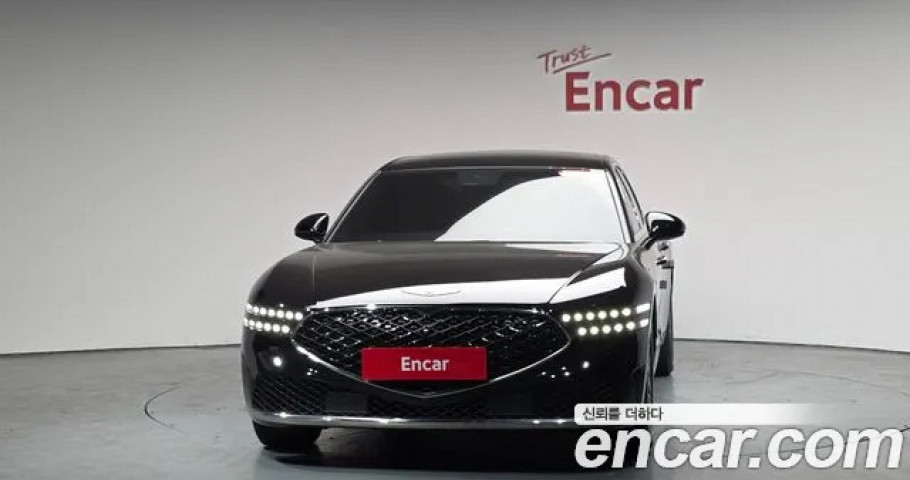 Genesis G90 