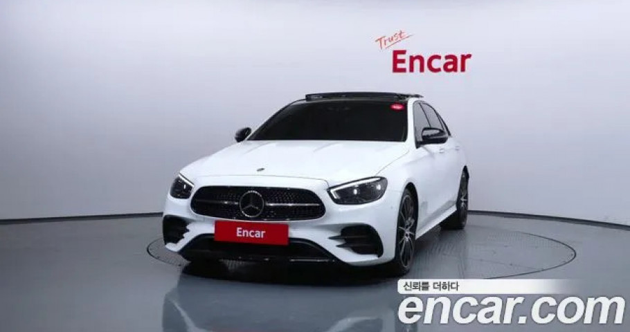 Mercedes-Benz E-Class 