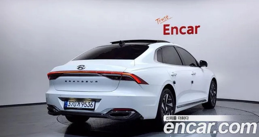 Hyundai Grandeur 