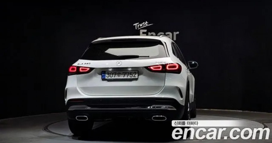Mercedes-Benz Gla-Class 