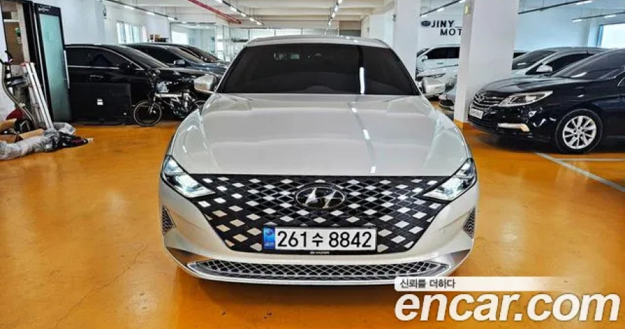 Hyundai Grandeur 