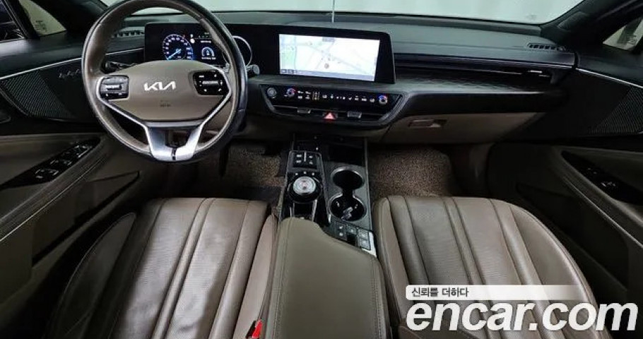 Kia K8 