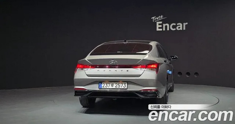 Hyundai Avante (Elantra) 